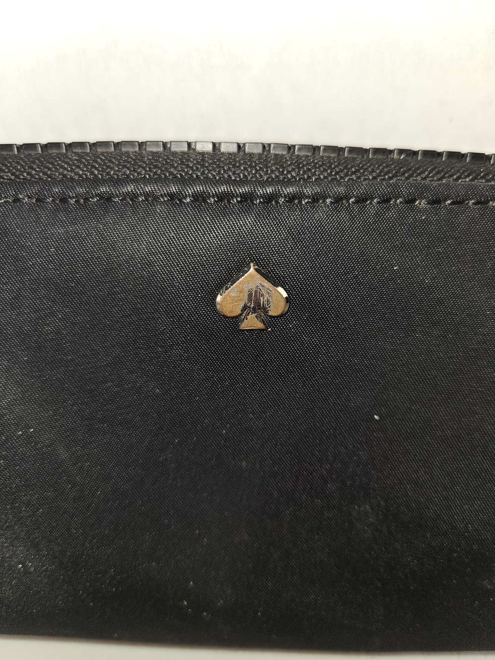 Kate Spade Black Zip Around Wallet - Picture 2 of 14